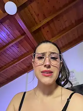 RenataVelasquez online show from 07/13/26, 04:12