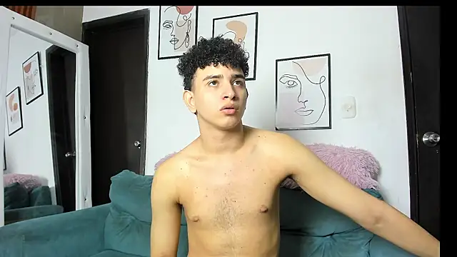 LOVE GUYS1 online show from 06/13/26, 05:55