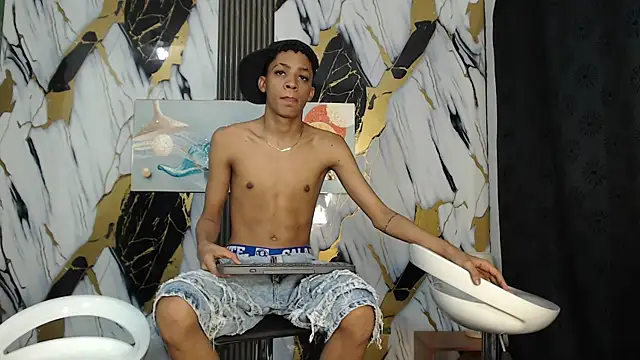 LOVE GUYS1 online show from 07/25/26, 07:31