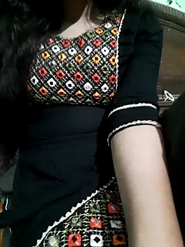 Snapshot of Your_khushi71 chatting on 06/17/26, 07:02 Your khushi71 online show from 06/17/26, 07:02