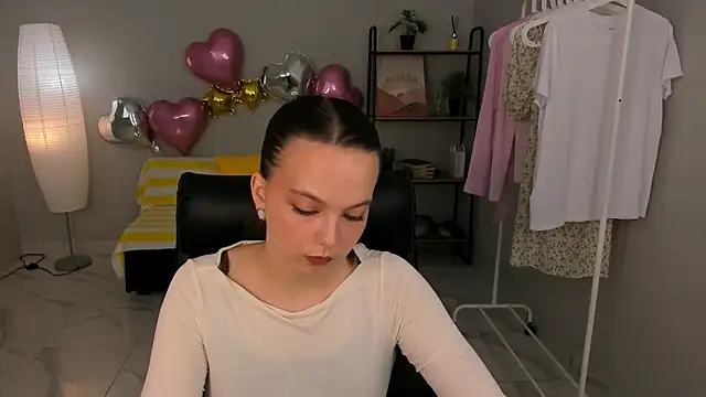 Miriam Foshib online show from 05/02/26, 01:27