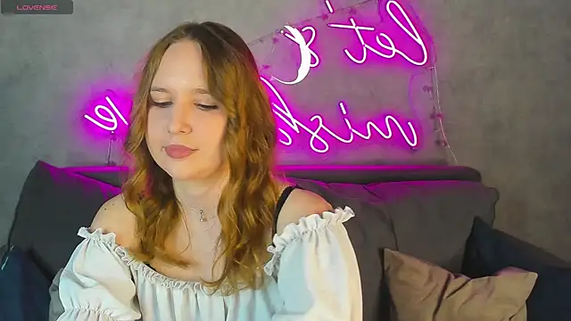 Emmaa Kimm online show from 05/28/26, 01:02