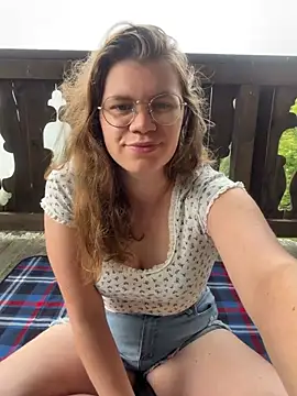 Snapshot of Lina-Love chatting on 06/30/26, 06:57 Lina-Love online show from 06/30/26, 06:57