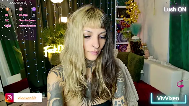 VivVixen online show from 06/25/26, 06:02