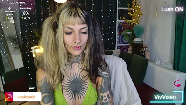 VivVixen online show from 07/16/26, 05:10
