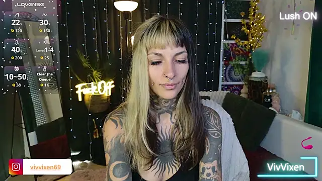 VivVixen online show from 07/15/26, 04:14