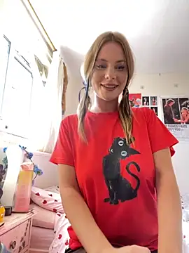 Young Lizzie online show from 04/30/26, 03:08