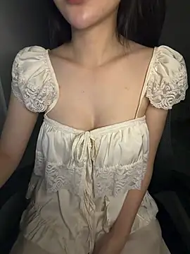 Snapshot of ZaraOne chatting on 07/07/26, 03:48 ZaraOne online show from 07/07/26, 03:48