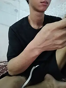 Snapshot of Kiet_Mot_Minh_O_Nha chatting on 05/16/26, 04:06 Kiet Mot Minh O Nha online show from 05/16/26, 04:06