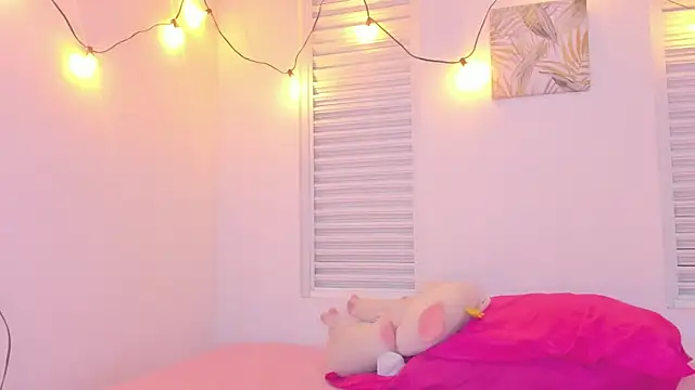 VictoriaaLopez online show from 07/14/26, 06:58