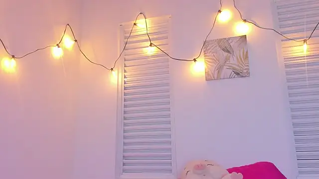 VictoriaaLopez online show from 07/03/26, 06:58