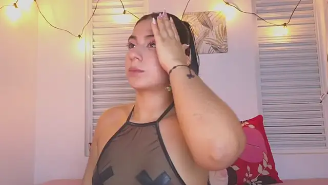 VictoriaaLopez online show from 05/30/26, 04:30