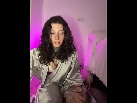 Vera    online show from 04/28/26, 05:06