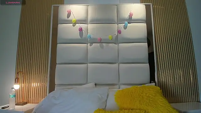 Megann Rousee online show from 05/08/26, 11:47