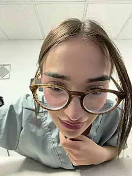 Sweet Milaa1 online show from 07/01/26, 08:31