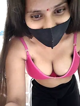LovelyNidhi online show from 05/21/26, 06:44