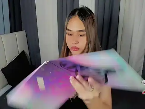 DaniCuntutin online show from 04/29/26, 05:06