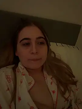 Taylormillie471 online show from 05/06/26, 11:31