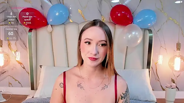 Snapshot of Hannah_Lane chatting on 07/05/26, 12:12 Hannah Lane online show from 07/05/26, 12:12