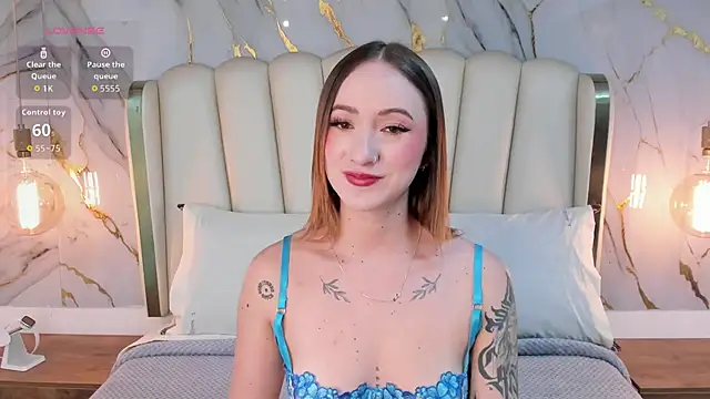 Snapshot of Hannah_Lane chatting on 06/30/26, 12:05 Hannah Lane online show from 06/30/26, 12:05