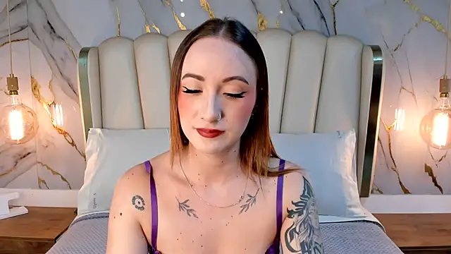 Snapshot of Hannah_Lane chatting on 08/03/26, 12:22 Hannah Lane online show from 08/03/26, 12:22