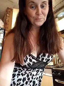 MerelinMILf2 online show from 07/10/26, 03:01