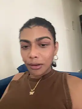 Mayra xx online show from 06/14/26, 11:00