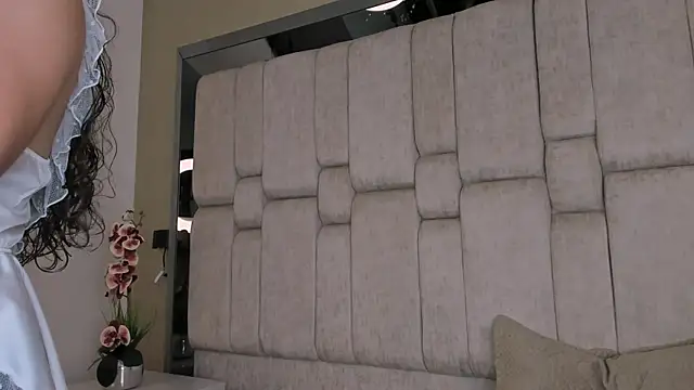 LilithBloom7 online show from 07/13/26, 04:23