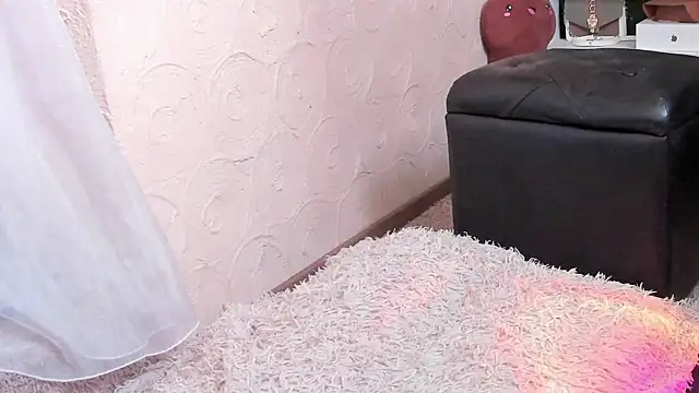 lililiana online show from 07/21/26, 07:42