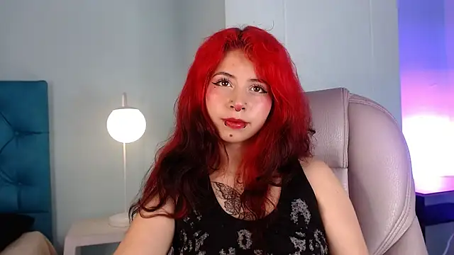 Lilyred  online show from 07/07/26, 03:42