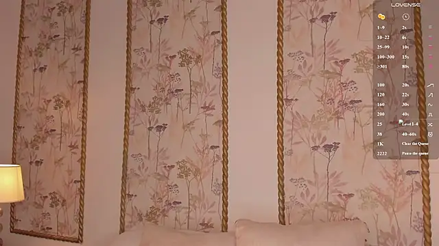 sara castro24  online show from 05/27/26, 07:32