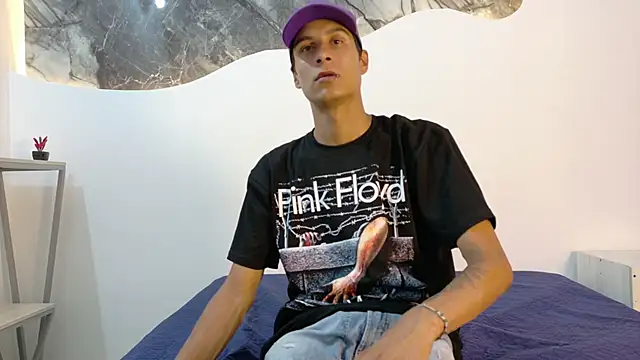cameronsilverman online show from 06/09/26, 07:37