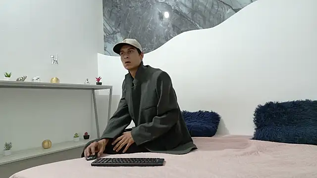 cameronsilverman online show from 06/12/26, 08:39