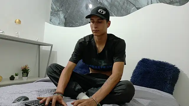 cameronsilverman online show from 05/05/26, 07:50