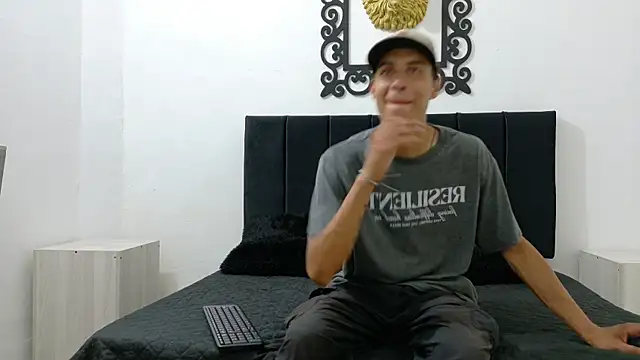 cameronsilverman online show from 05/25/26, 07:23