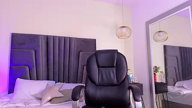 AlannaBlair online show from 07/28/26, 10:31