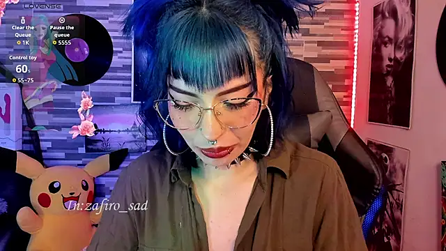 Snapshot of BlueElyxra chatting on 06/04/26, 12:59 BlueElyxra online show from 06/04/26, 12:59