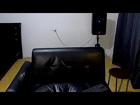 Snapshot of Ian_Arcia chatting on 05/16/26, 12:20 Ian Arcia online show from 05/16/26, 12:20