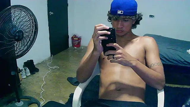 Snapshot of Hansel_take chatting on 05/28/26, 09:10 Hansel take online show from 05/28/26, 09:10