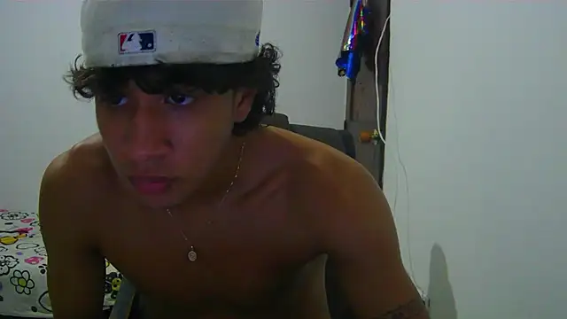 Snapshot of Hansel_take chatting on 04/30/26, 06:37 Hansel take online show from 04/30/26, 06:37
