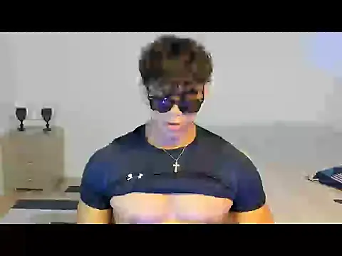 noahprada online show from 05/16/26, 03:49