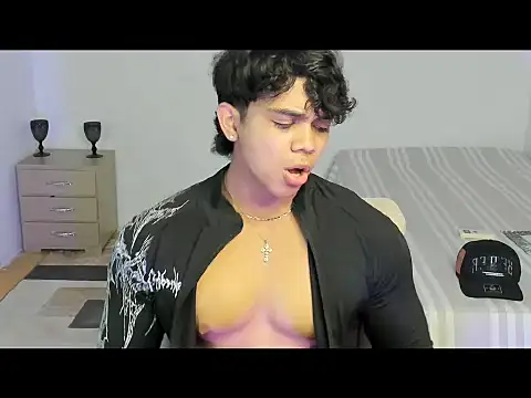 noahprada online show from 05/14/26, 05:15