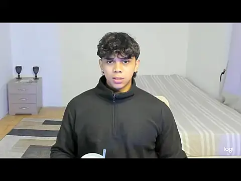noahprada online show from 05/11/26, 04:47