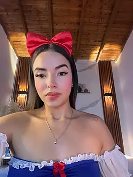 Snapshot of catalina_lafer chatting on 05/30/26, 12:55 catalina lafer online show from 05/30/26, 12:55