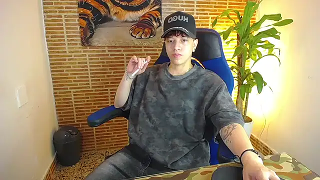 Asher addamss  online show from 08/01/26, 08:12