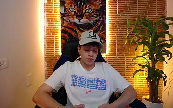 Asher addamss  online show from 05/08/26, 01:20