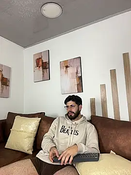 Snapshot of DomBoy_ chatting on 05/29/26, 10:49 DomBoy online show from 05/29/26, 10:49