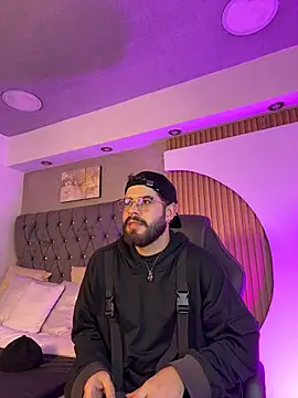 DomBoy  online show from 05/31/26, 07:58