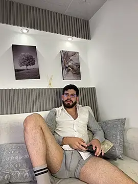 Snapshot of DomBoy_ chatting on 05/16/26, 08:19 DomBoy online show from 05/16/26, 08:19