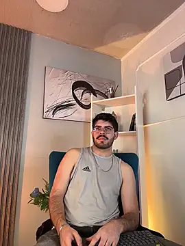 DomBoy  online show from 06/19/26, 07:52